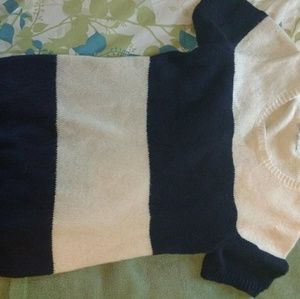 A short sleeved sweater